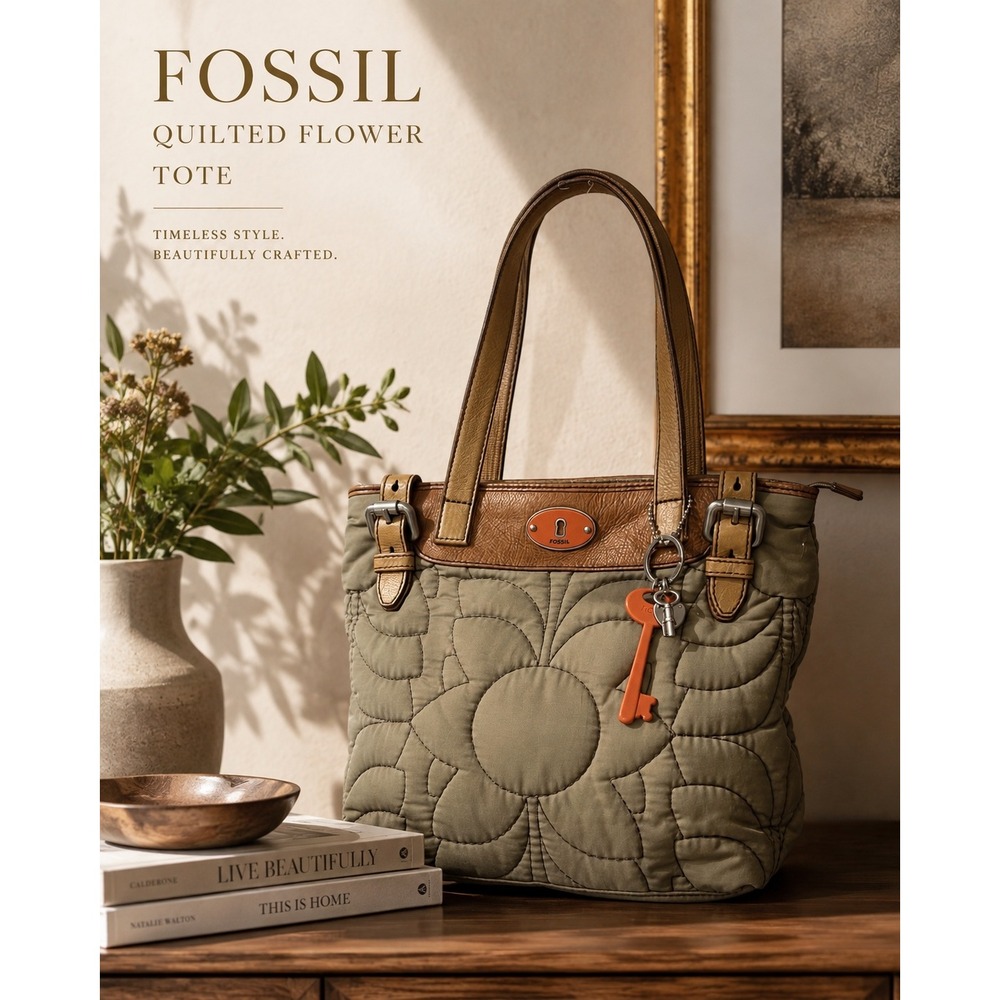 Fossil Quilted Flower Key-Per Tote Bag Beige Tan Leather Key Charm Y2K